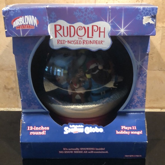 Disney Musical Snow Globe - Picture 8 of 12